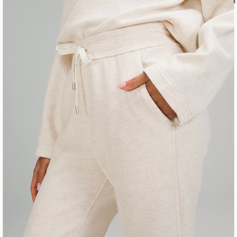 Lululemon Ribbed HR 7/8 Jogger 12 NWT